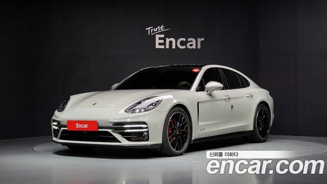 Porsche Panamera (971)