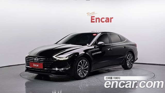 Hyundai Sonata (DN8)