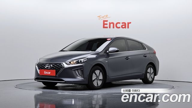 Hyundai The new IONIQ Hybrid