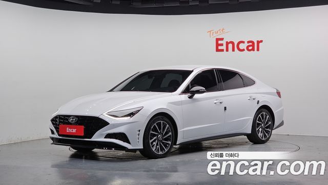 Hyundai Sonata (DN8)