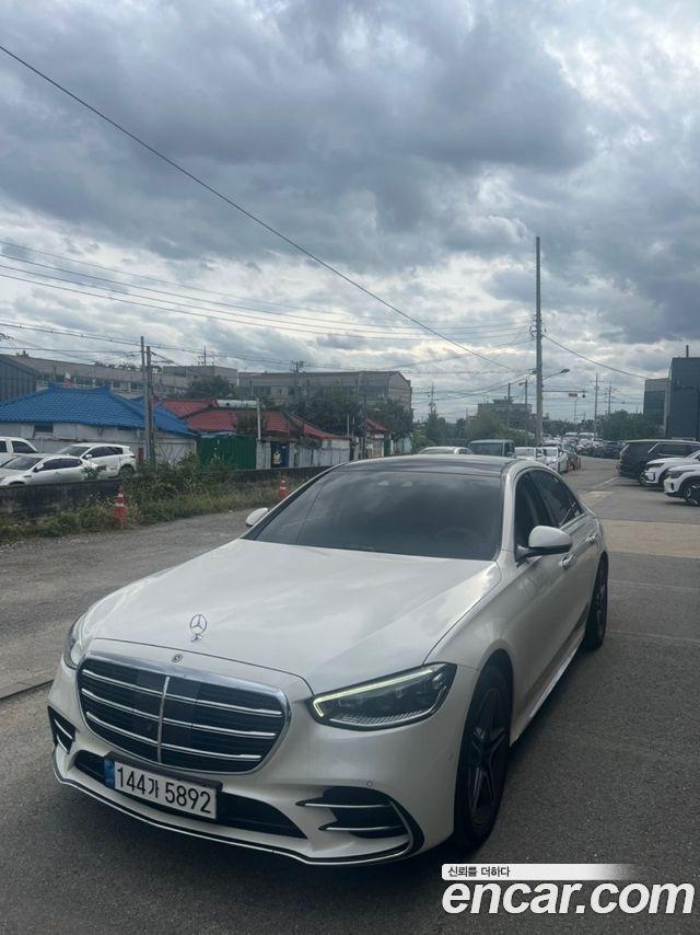 Mercedes-Benz S-Class W223