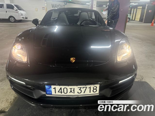 Porsche 718 Boxster