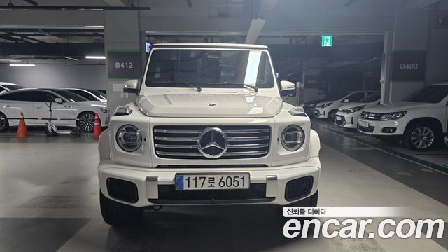 Mercedes-Benz G-Class W465