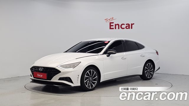 Hyundai Sonata (DN8)