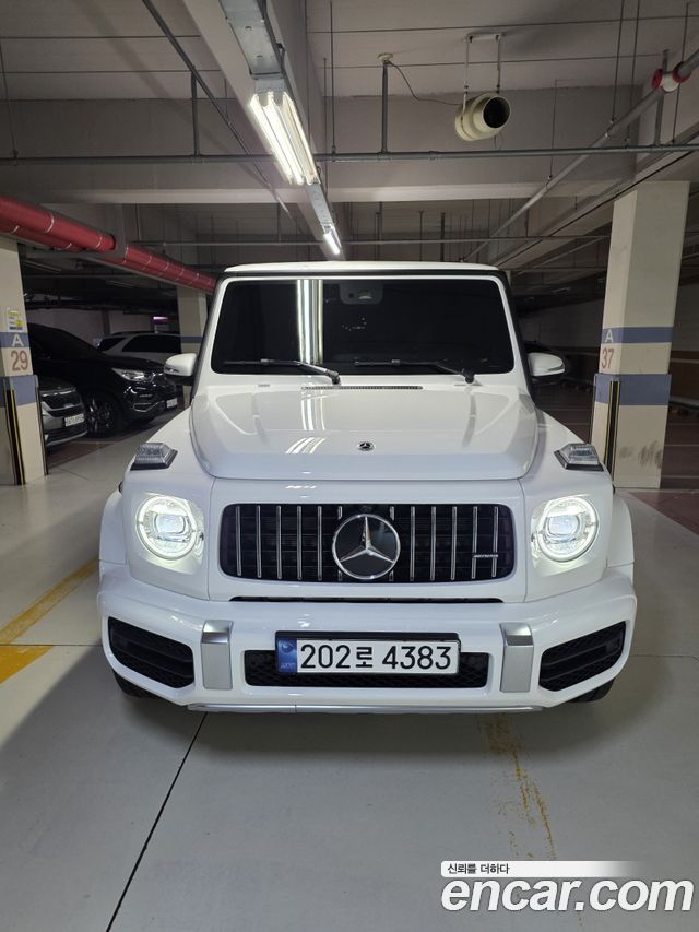Mercedes-Benz G-Class W465