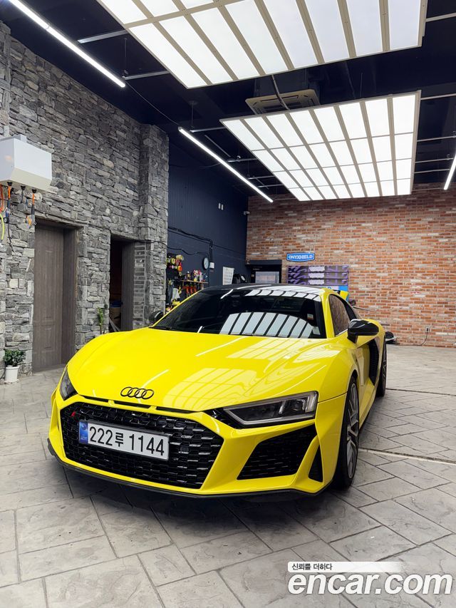 Audi R8 (4S)