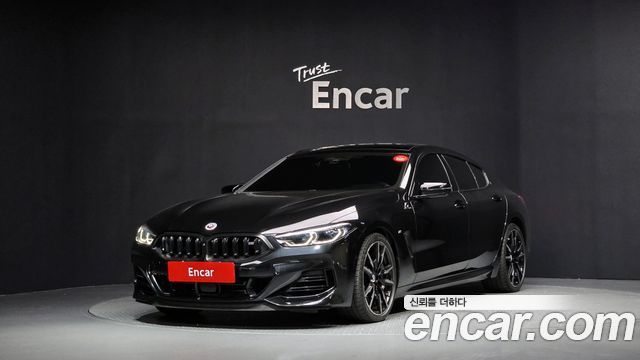 BMW 8 Series (G15)
