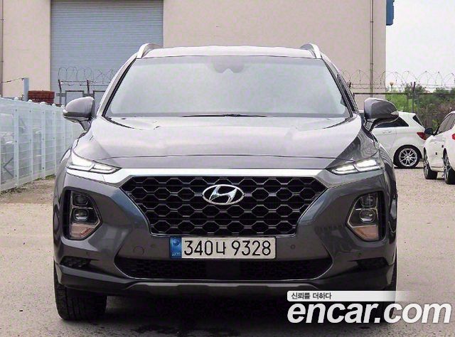Hyundai Santa Fe TM