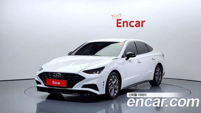 Hyundai Sonata (DN8)