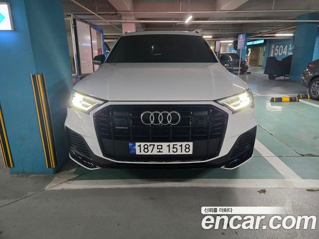 Audi Q7 (4M)