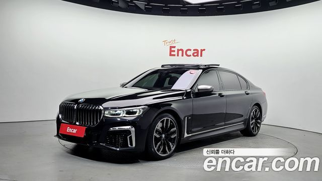 BMW 7 Series (G11)