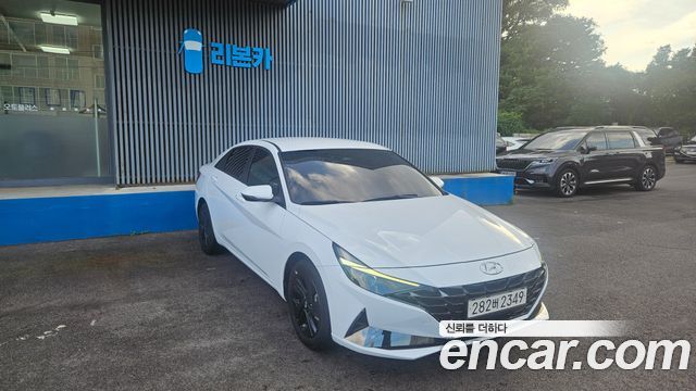 Hyundai Avante Hybrid (CN7)