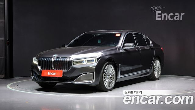BMW 7 Series (G11)