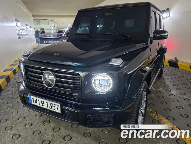 Mercedes-Benz G-Class W465
