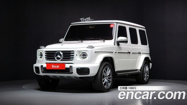 Mercedes-Benz G-Class W465