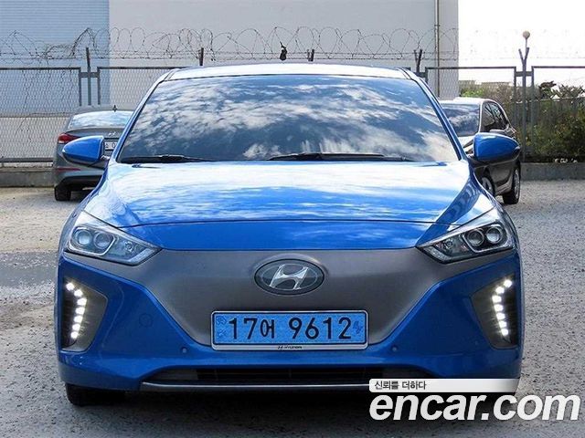 Hyundai Ioniq Electric