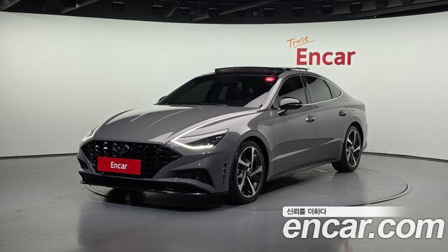 Hyundai Sonata (DN8)