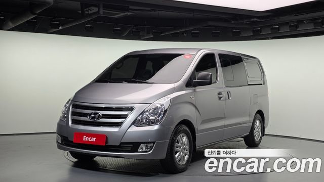 Hyundai Grand Starex