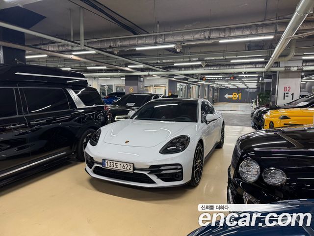 Porsche Panamera (971)