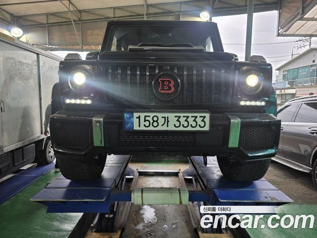 Mercedes-Benz G-Class W463