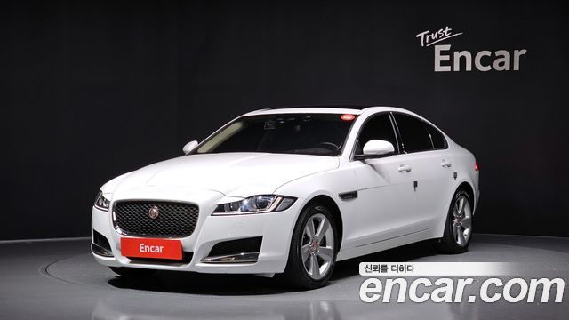 Jaguar XF (X260)