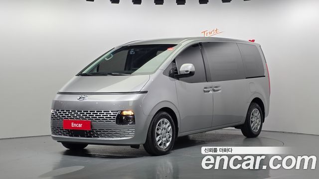 Hyundai Staria