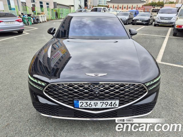 Genesis G90 (RS4)