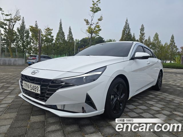 Hyundai Avante Hybrid (CN7)