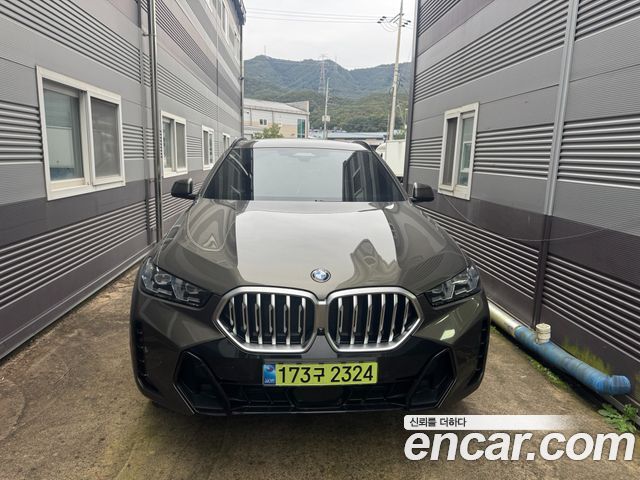 BMW X6 (G06)