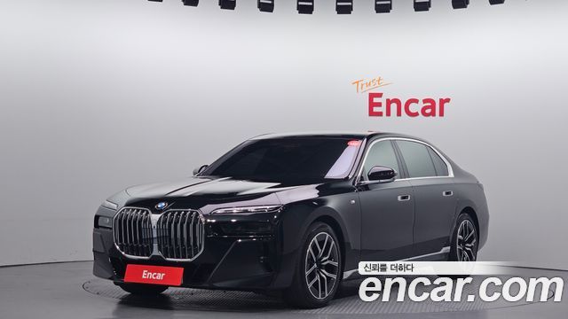BMW 7 Series (G70)