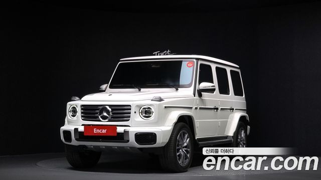Mercedes-Benz G-Class W465