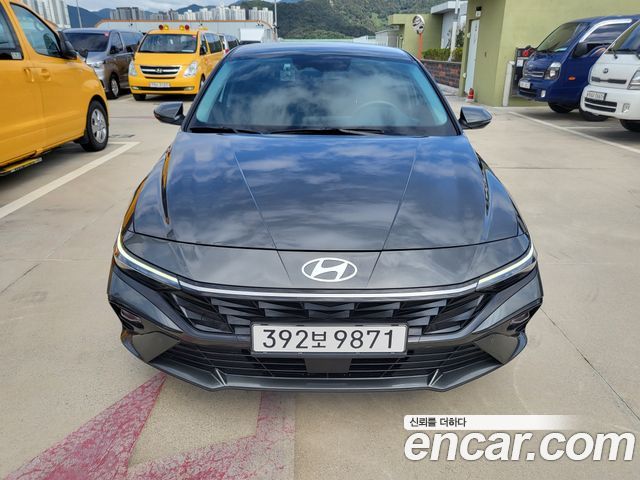 Hyundai The New Avante (CN7)