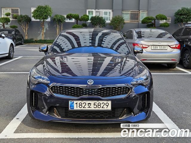 Kia Stinger Master