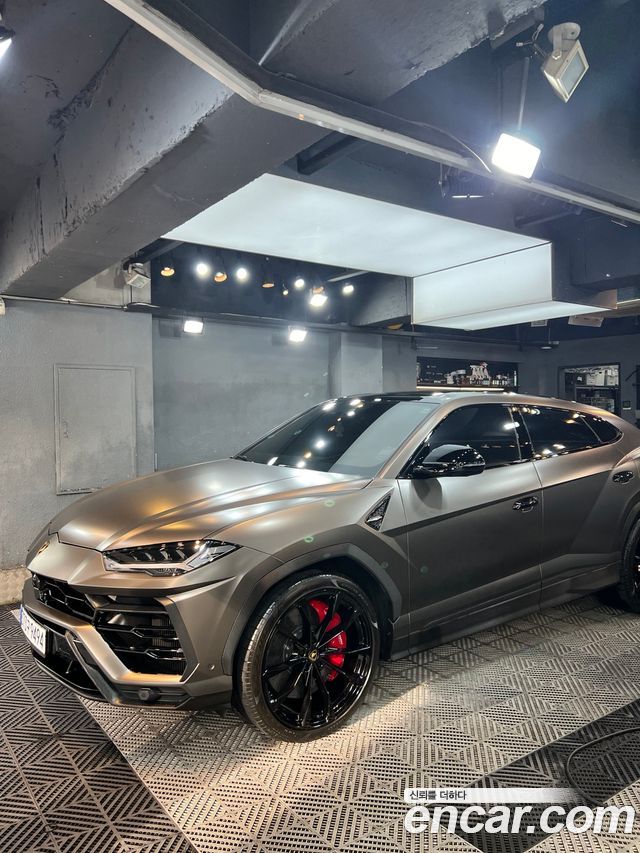 Lamborghini Urus