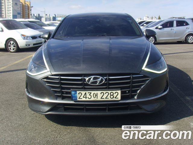 Hyundai Sonata (DN8)