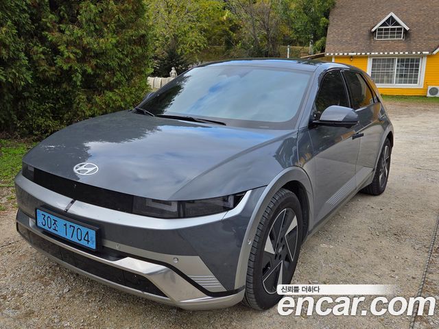 Hyundai The new IONIQ 5