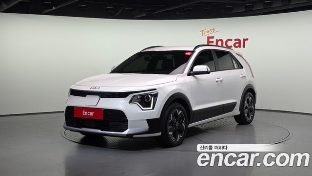 Kia The all new Niro EV