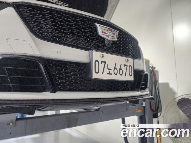 Cadillac CT5-V