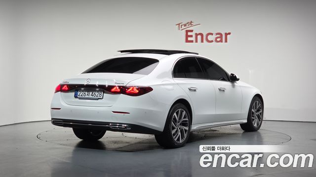 Mercedes-Benz E-Class W214