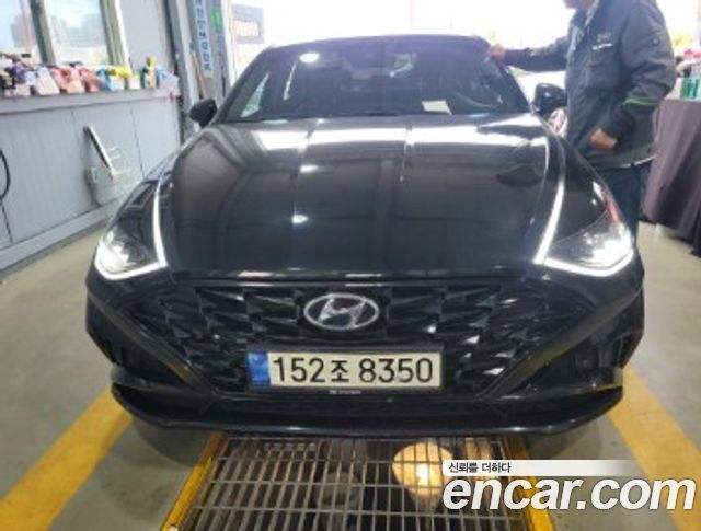 Hyundai Sonata (DN8)
