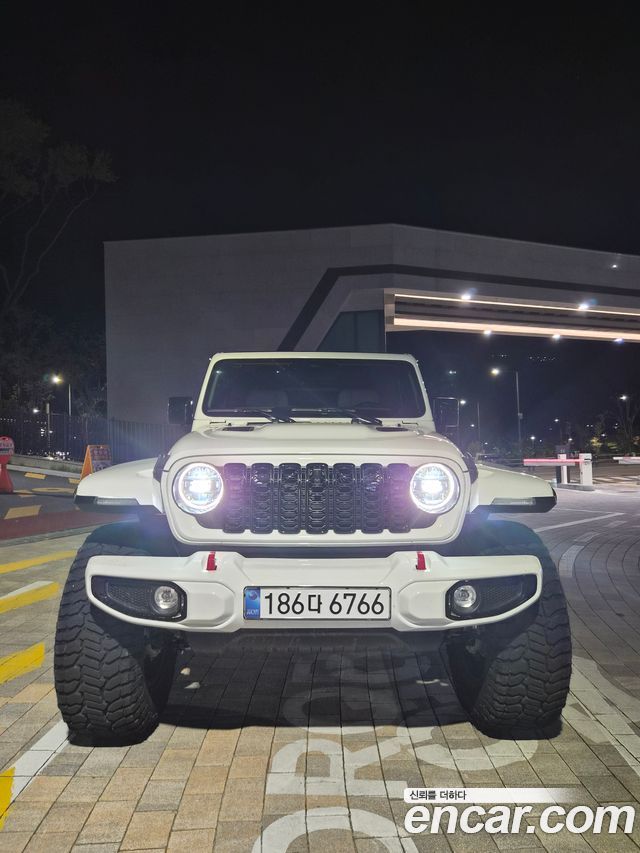 Jeep Wrangler (JL)