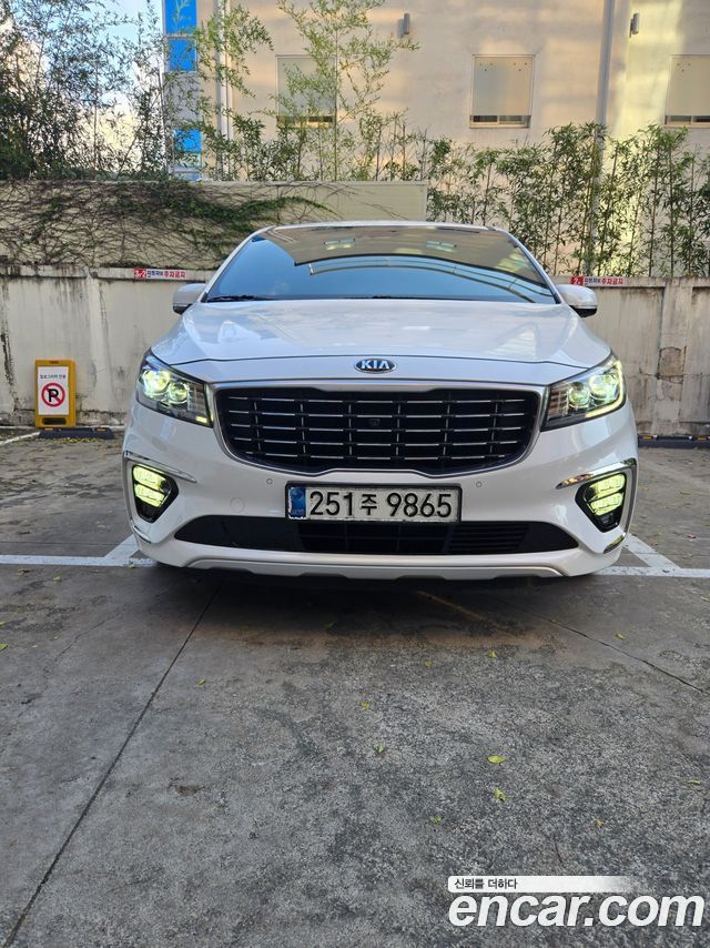 Kia The New Carnival