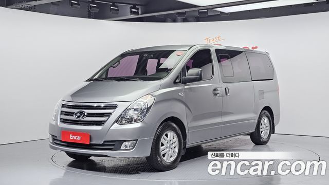 Hyundai Grand Starex