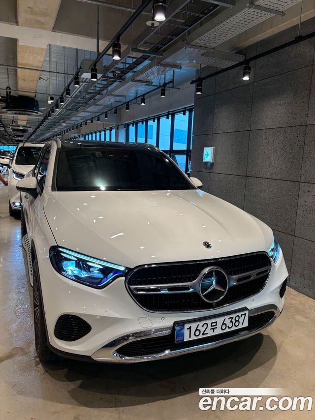 Mercedes-Benz GLC-Class X254