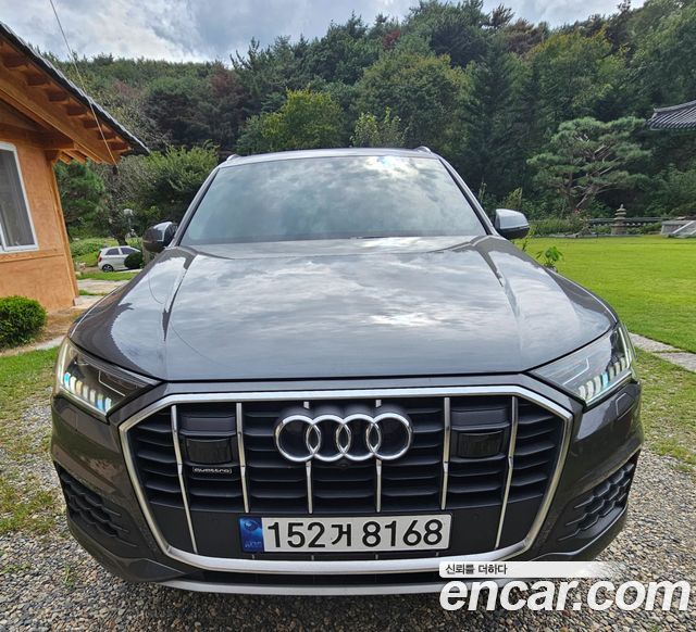 Audi Q7 (4M)