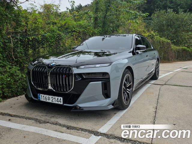 BMW 7 Series (G70)