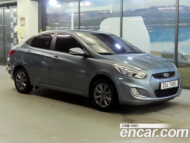 Hyundai Accent (new)