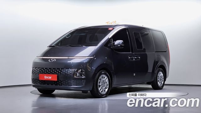 Hyundai Staria
