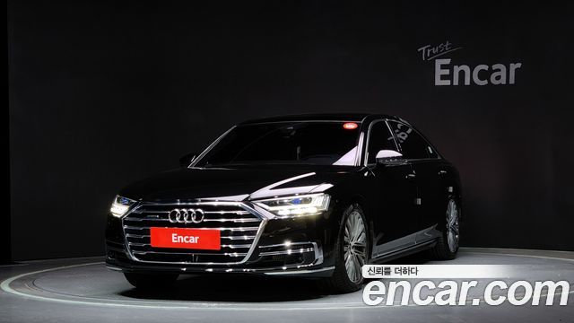 Audi A8 (D5)
