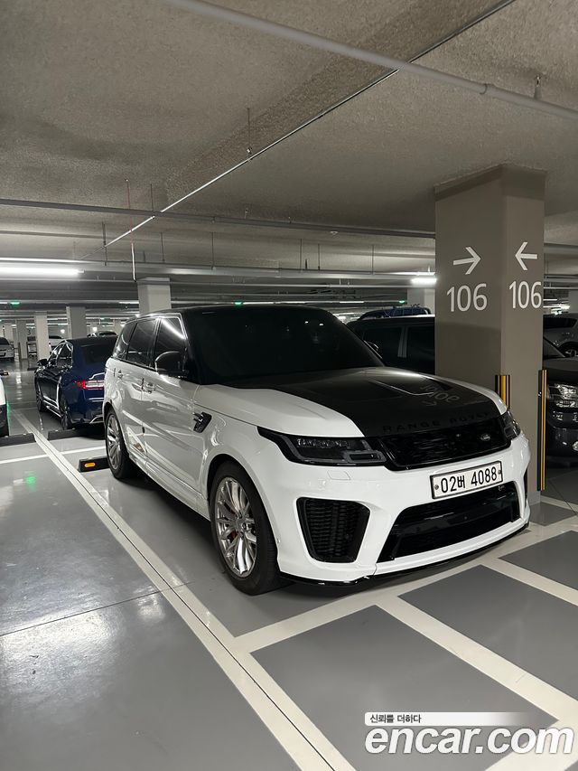 Land Rover Range Rover Sport 2nd Gen